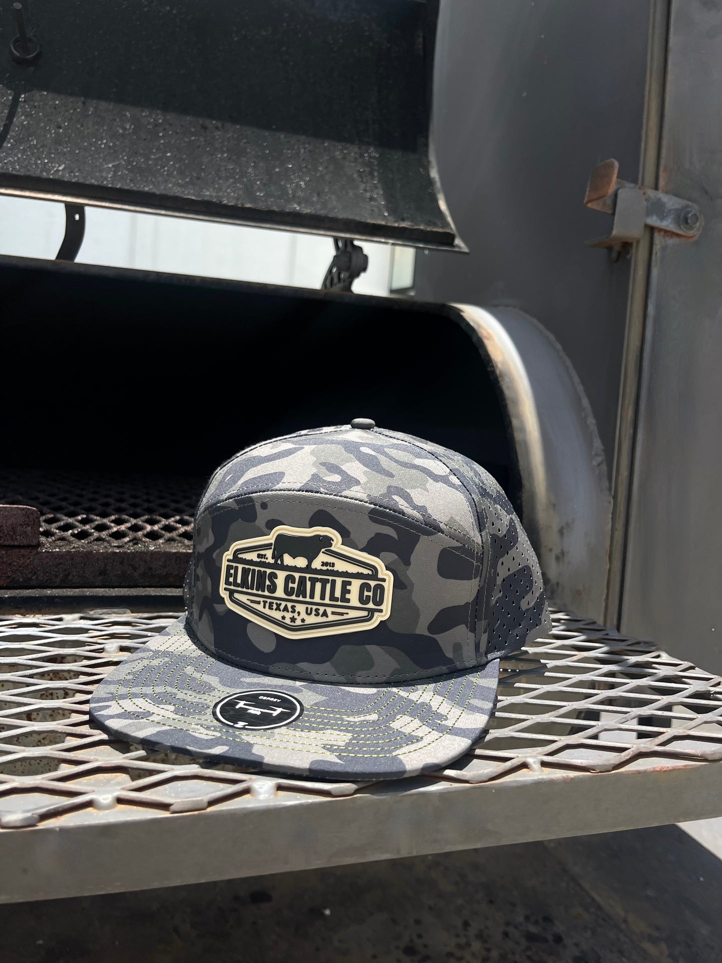 ECC Camo Performance Snapback